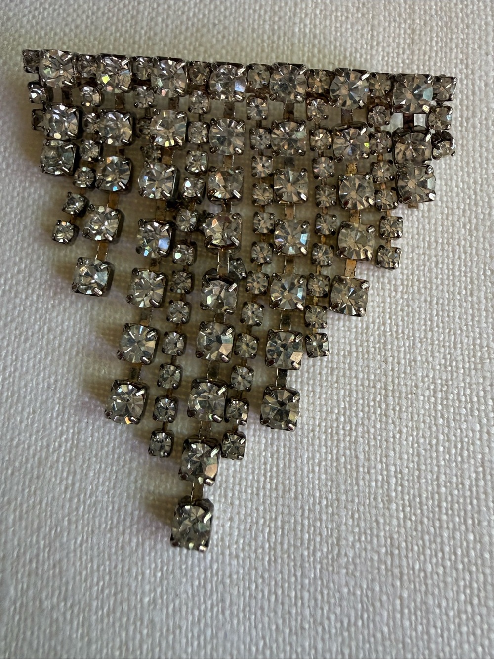 Vintage Art Deco Waterfall Brooch Rhinestone silver tone - Picture 9 of 11
